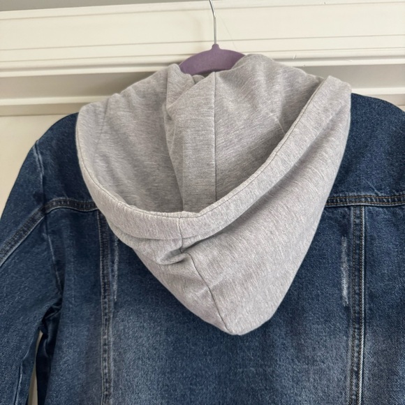 Doe & Rae Women’s Washed Denim Jacket With Hood Size Small Jean Jacket - Picture 13 of 14